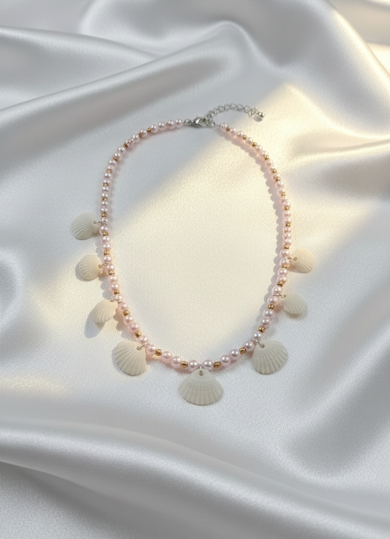 Pink pearls shell necklace